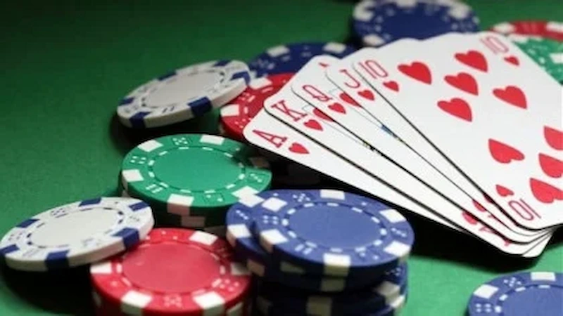 Tips for playing card game Poker effectively in 2024